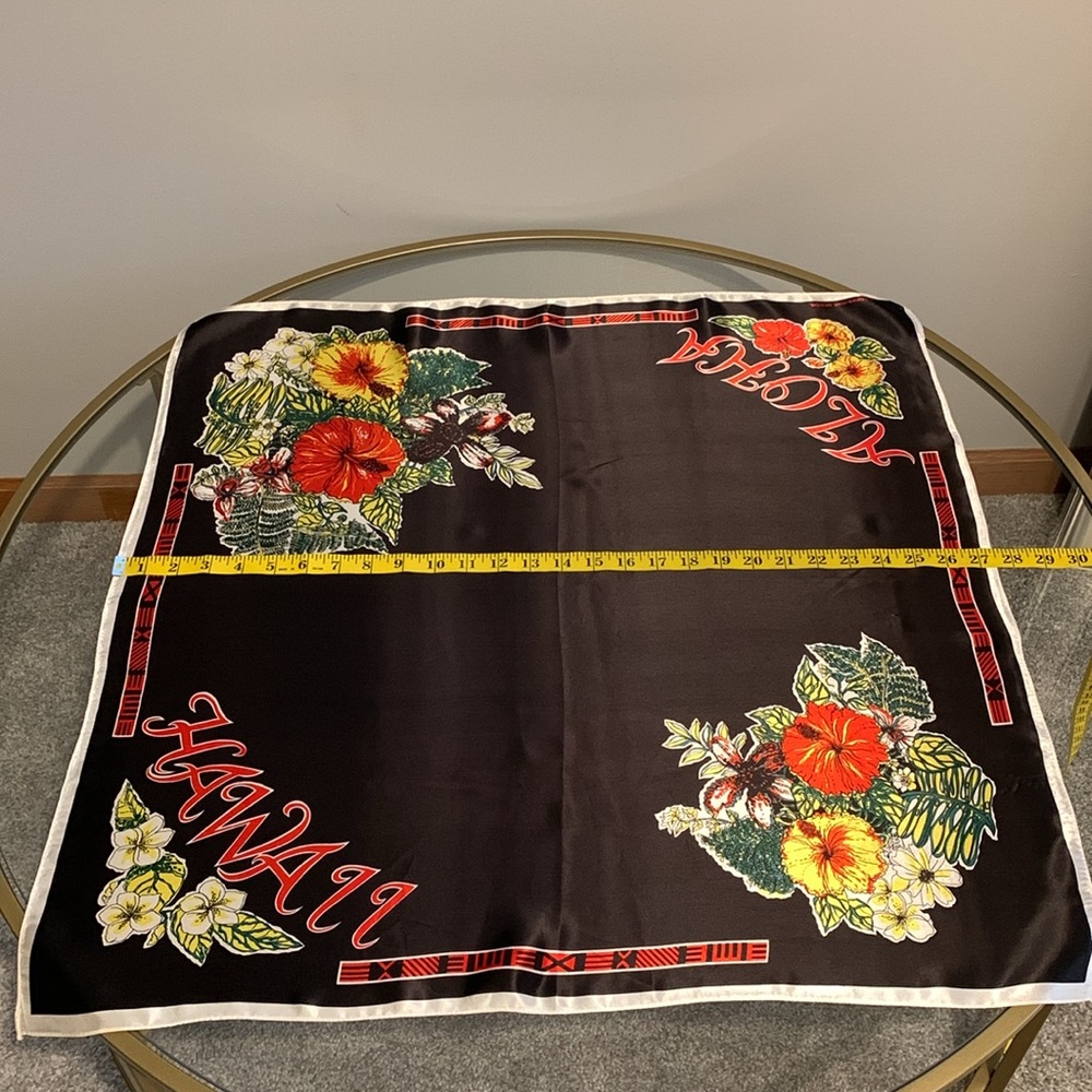 Hawaiian Scarf - Picture 8 of 16